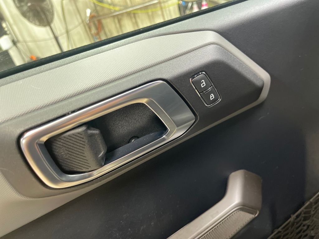 Used 2021 Blue Ford Black Diamond image 16