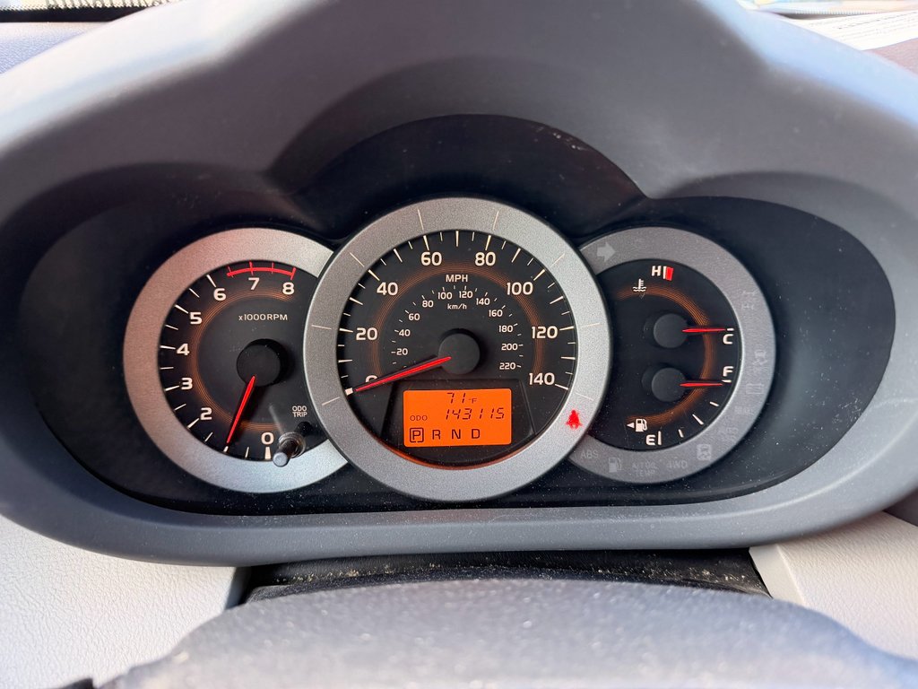Used 2012 Classic Silver Metallic Toyota Base image 10