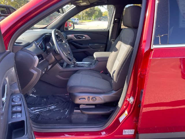 Used 2023 RADIANT RED TINTCOAT Chevrolet LT Cloth image 9