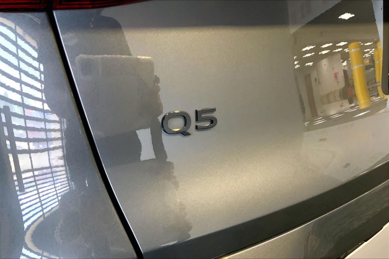 Used 2025 Tambora Gray Metallic Audi Premium image 10