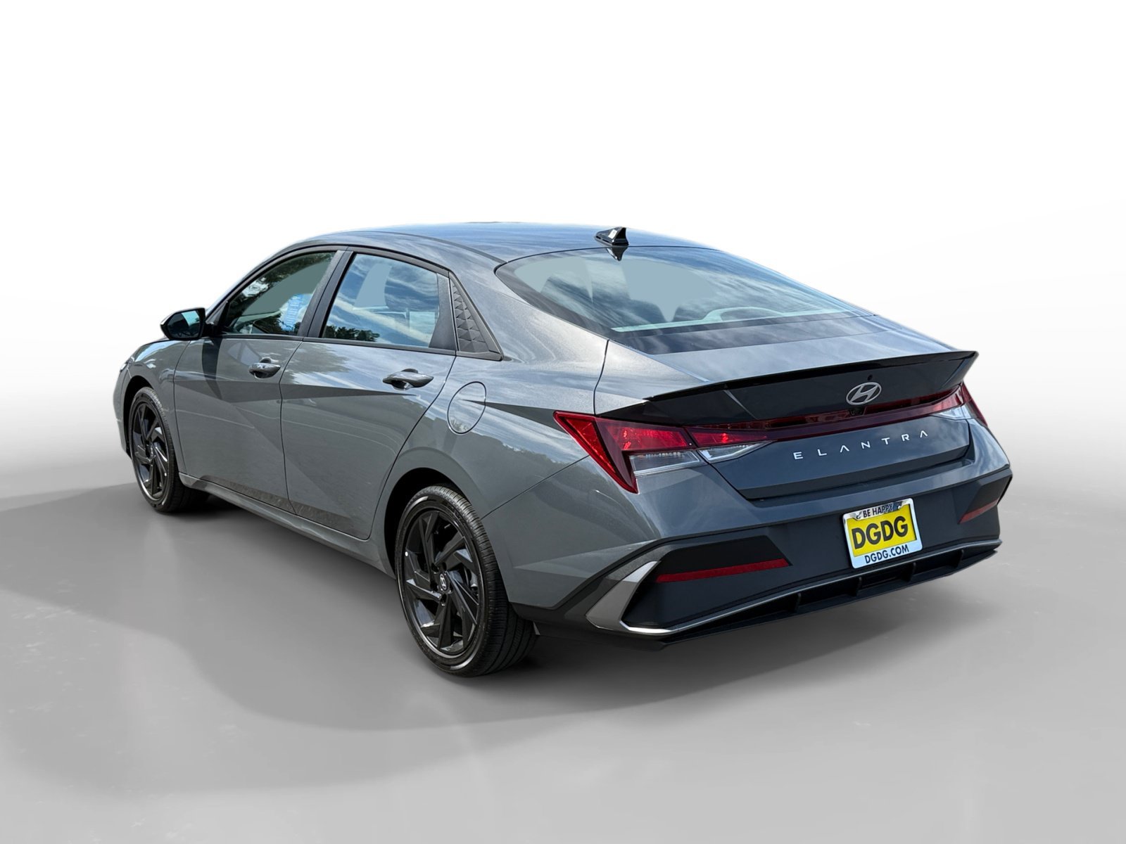 Used 2026 Gray Hyundai SEL Sport image 3