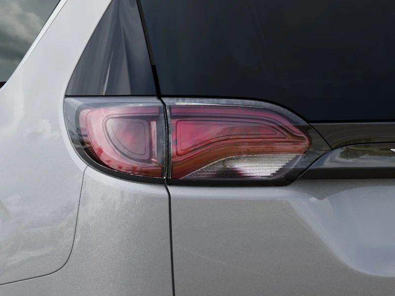 New 2026 Silver Mist Clear-Coat Exterior Paint Chrysler LX image 35