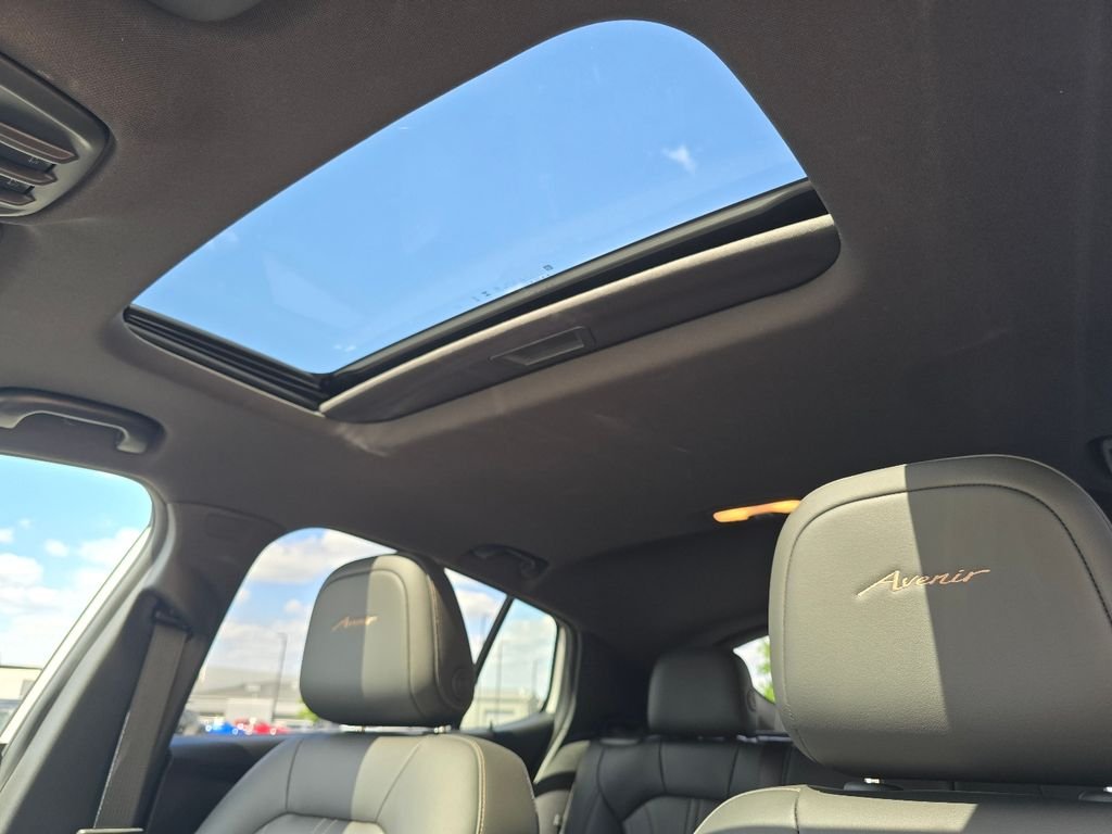 Used 2024 White Buick Avenir image 3