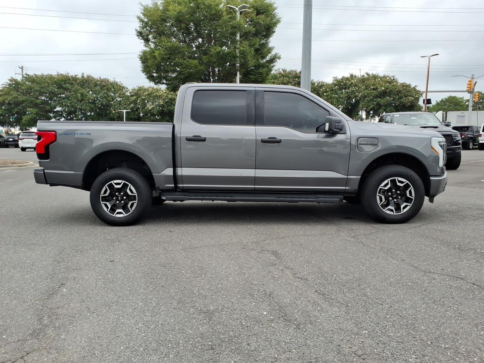 Used 2023 Carbonized Gray Metallic Ford XLT image 11