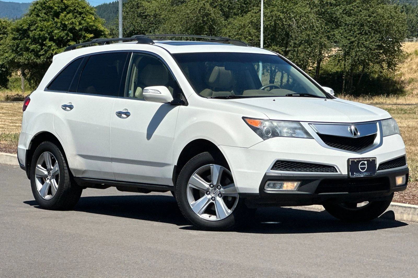 Used 2012  Acura Technology image 1