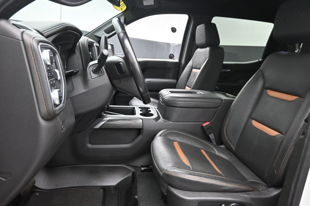 Used 2021 White GMC AT4 image 15
