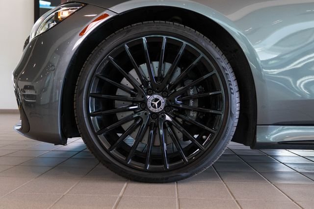 Certified Used 2022 Gray Mercedes-Benz S 580 image 9