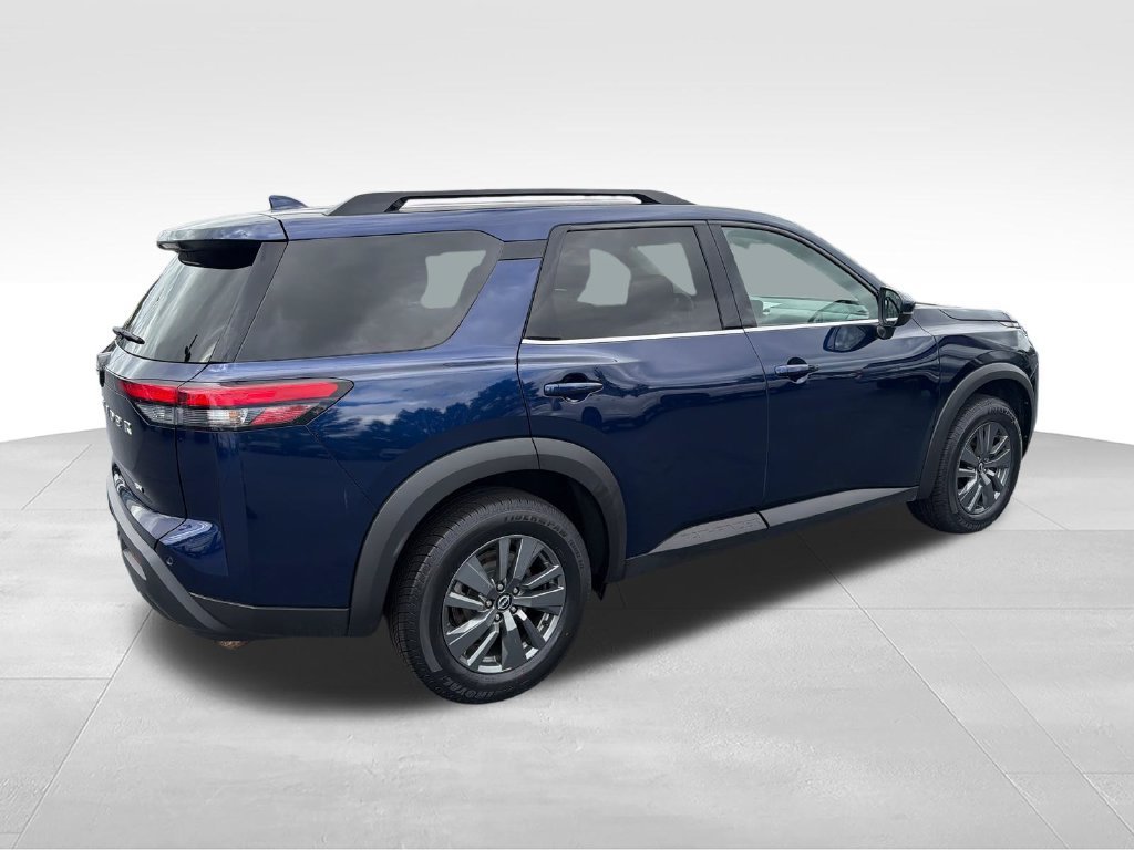 Used 2024 Blue Nissan SV image 5
