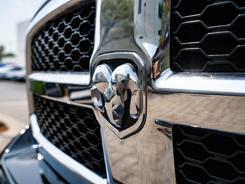 Used 2023 Diamond Black Crystal Pearlcoat Ram Tradesman image 3