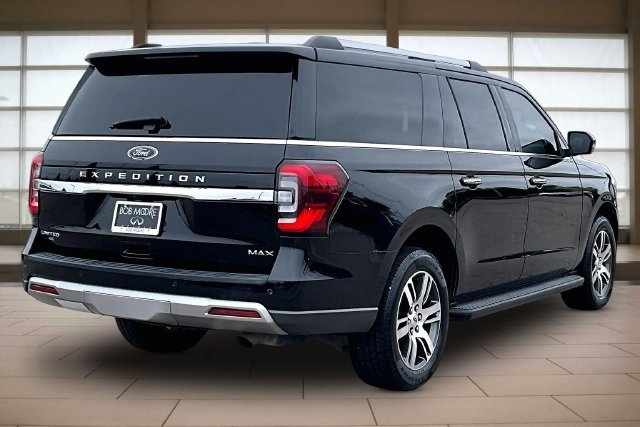Used 2023 Black Ford Limited image 2