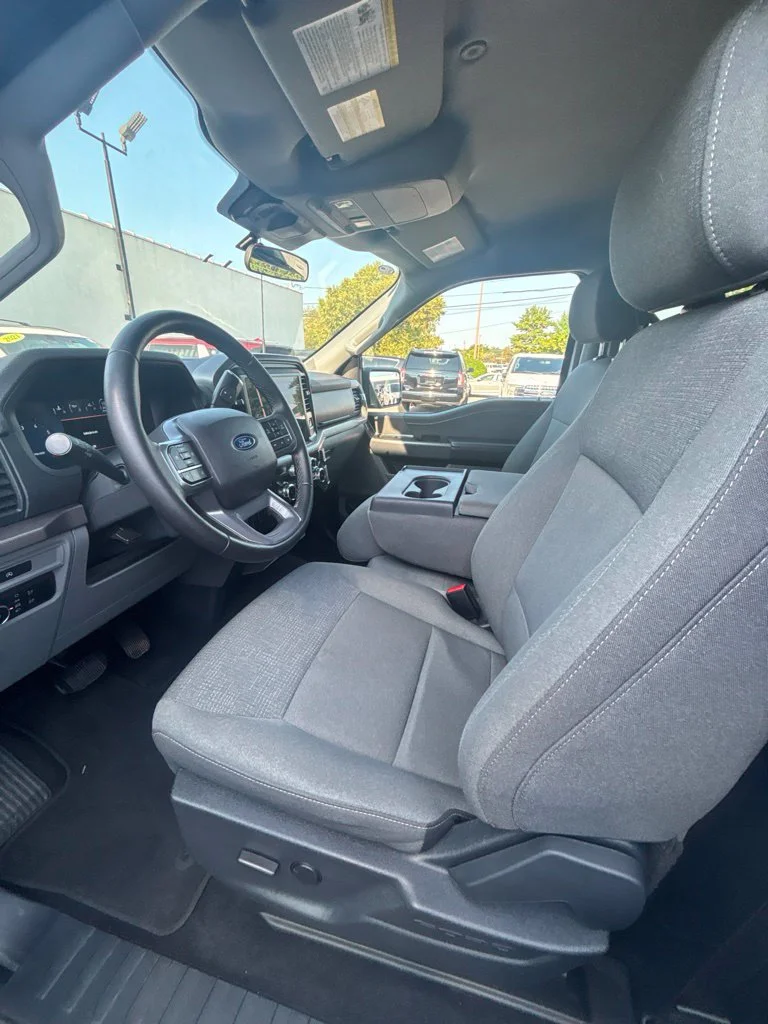 Used 2025 White Ford XLT image 12
