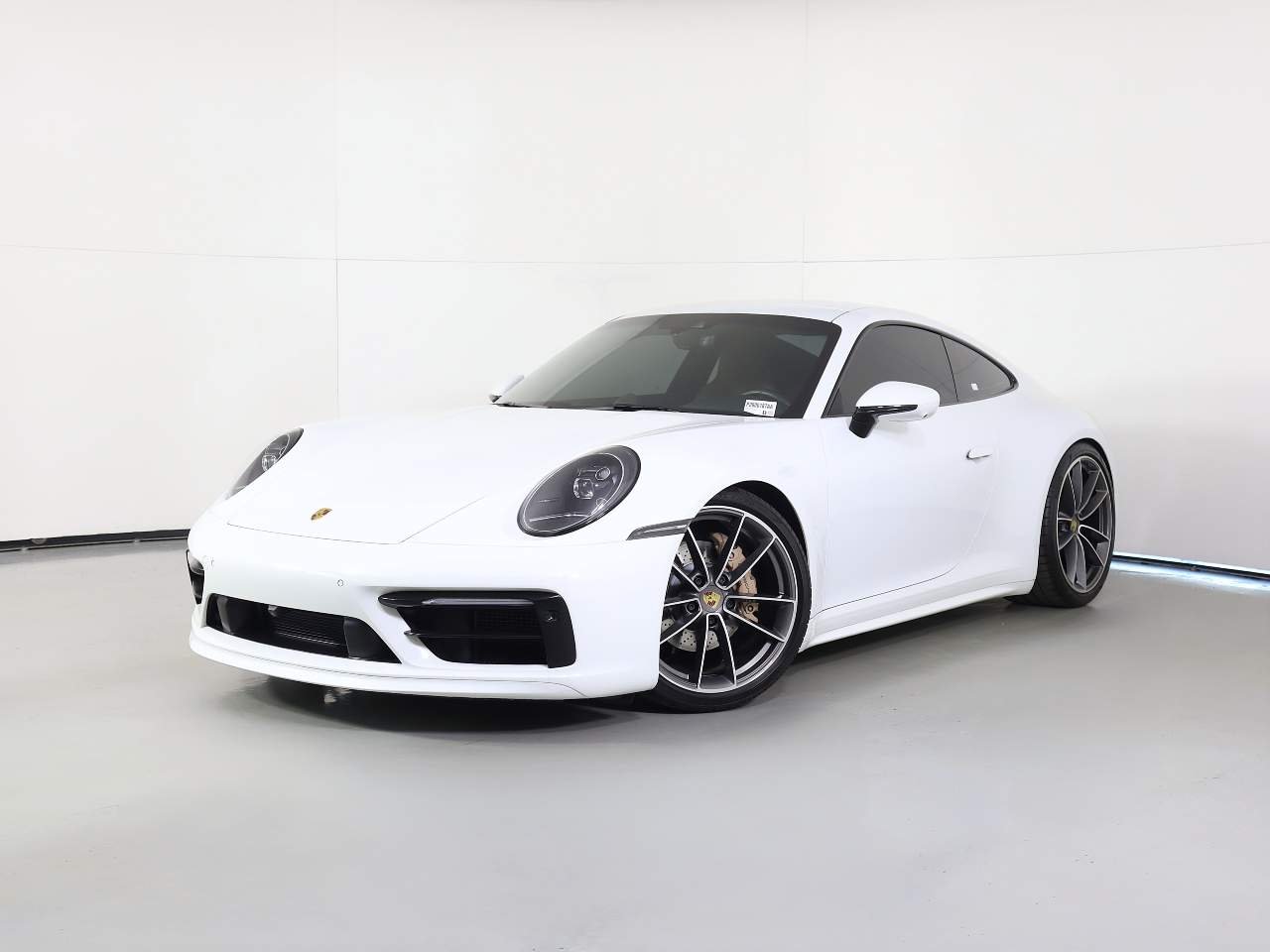 Used 2022 White Porsche Carrera image 1