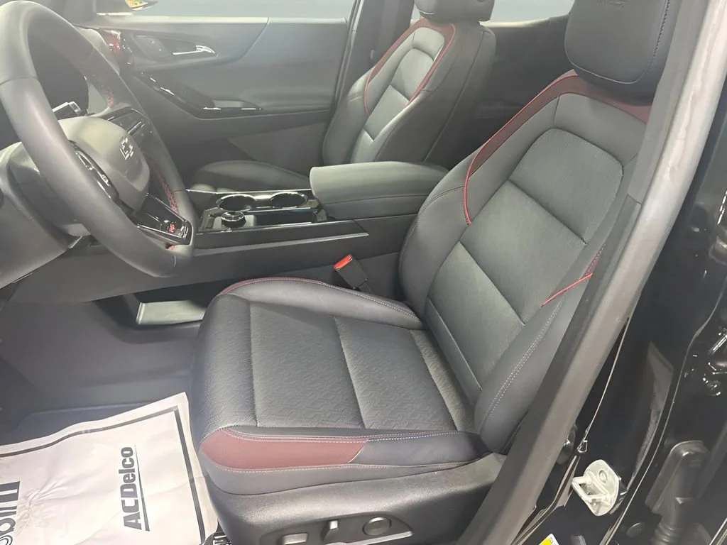 2025 Chevrolet Equinox RS - Photo 25