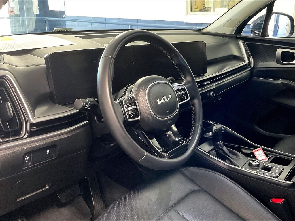 Used 2024 Black Kia S image 8