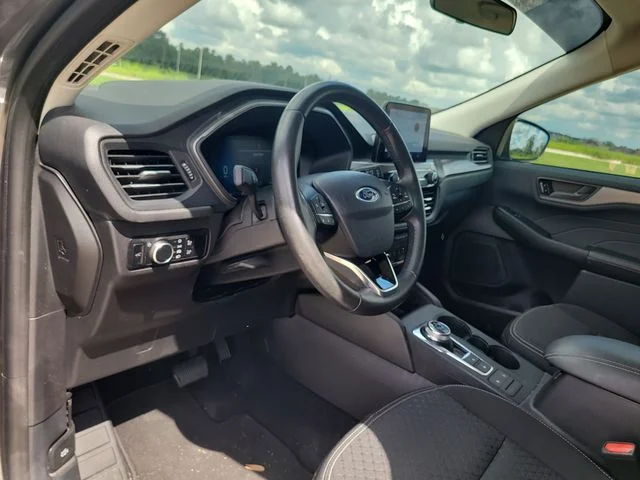Used 2023 Gray Ford Active image 18