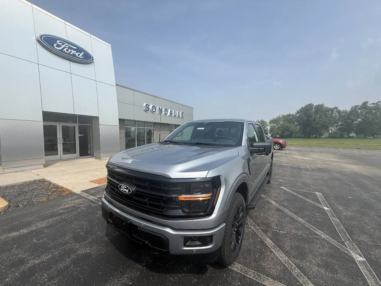 New 2026 Iconic Silver Metallic Ford XLT image 1