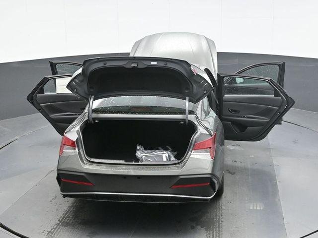 New 2026 Gray Hyundai SEL Sport Plus image 27