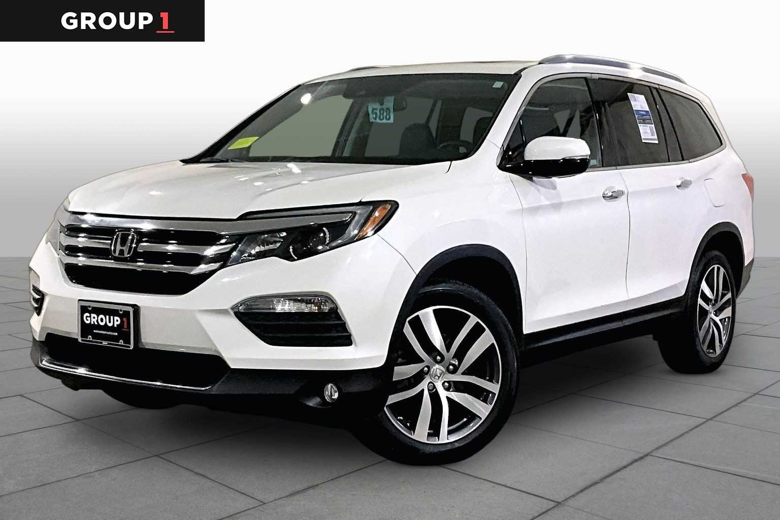 2018 Honda Pilot 4WD Touring's photo
