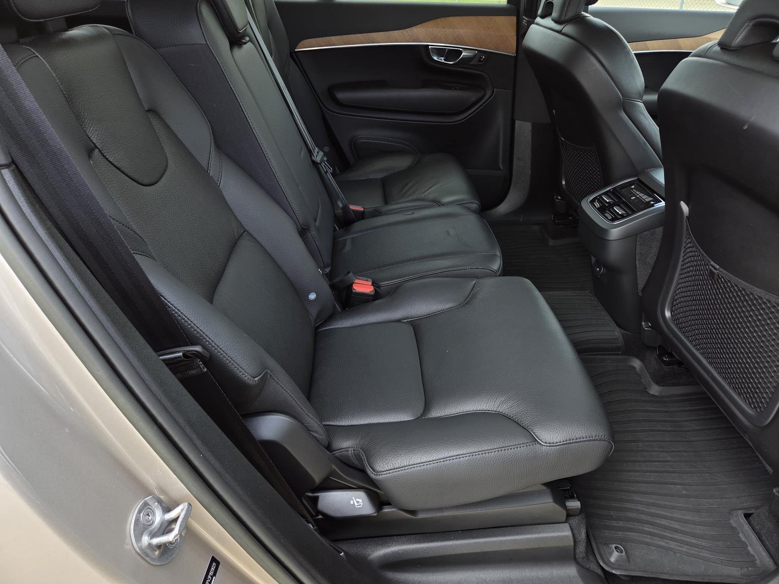 Used 2023 Bright Dusk Metallic Volvo Core image 38