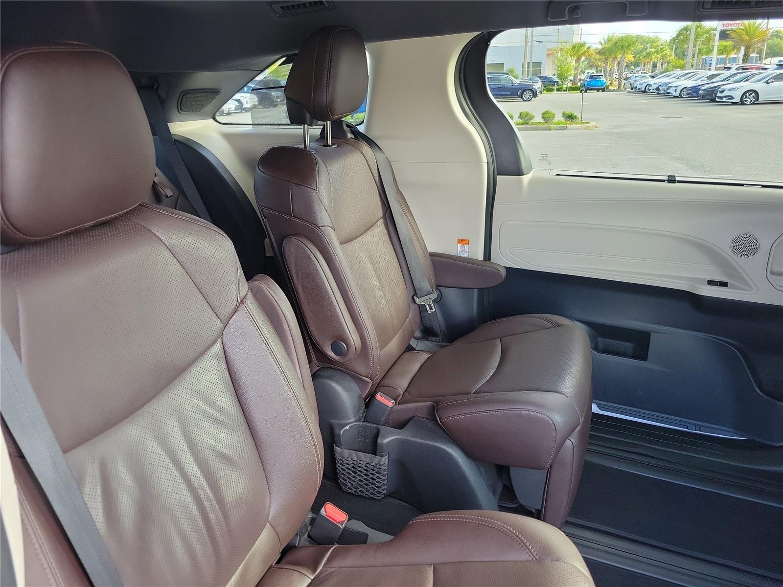 Used 2022 Predawn Gray Mica Toyota Platinum image 34