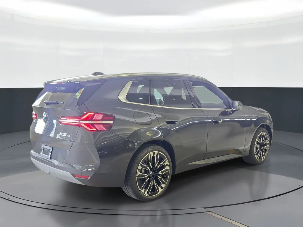 New 2026 Dark Graphite Metallic BMW 30 xDrive image 3