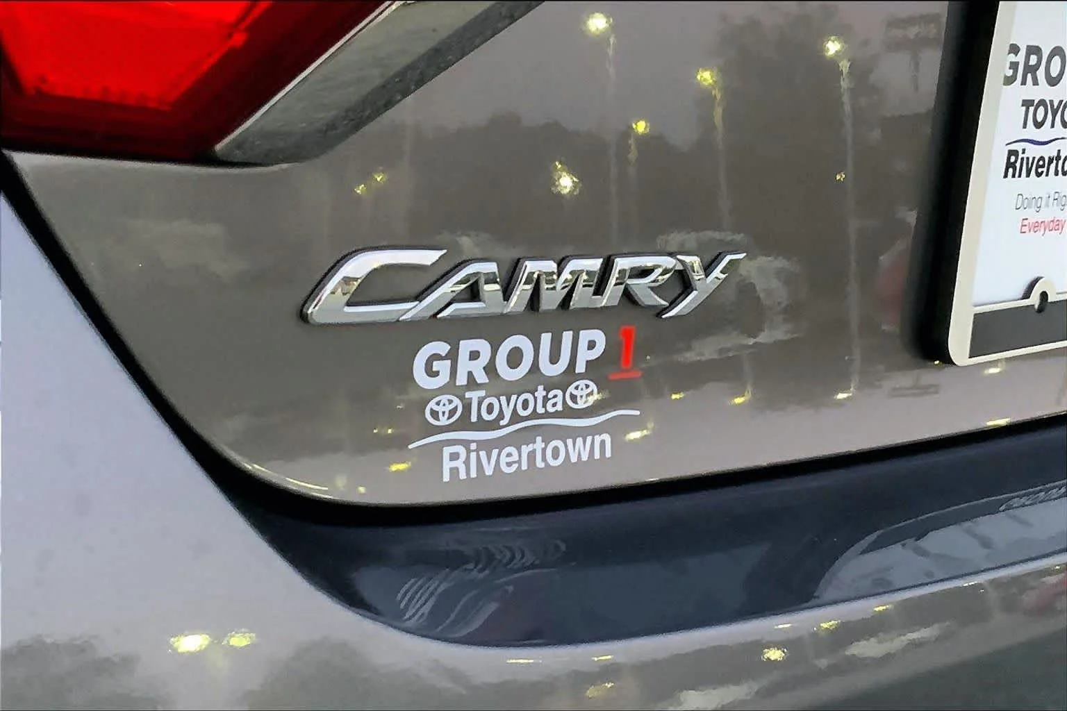 Used 2017 Predawn Gray Mica Toyota SE image 30