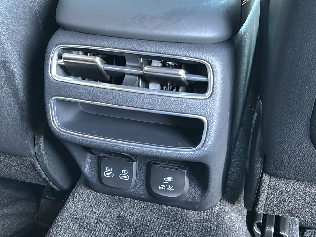 2026 GENESIS GV70 Sport Advanced - Photo 38