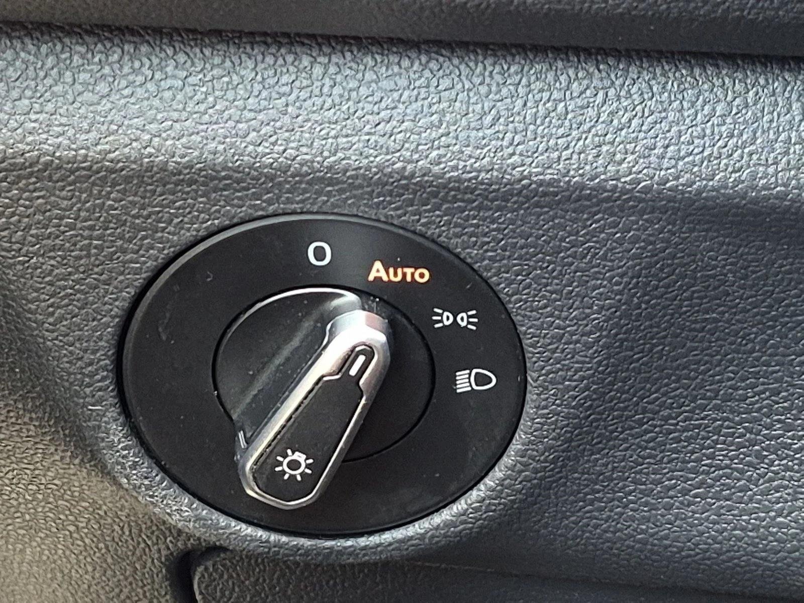 Used 2024 Black Volkswagen SE image 14