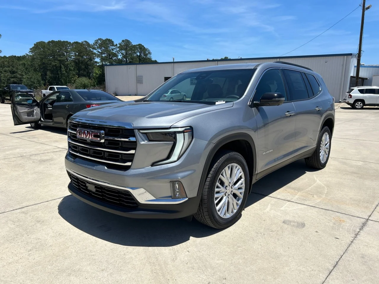 2026 GMC Acadia Elevation FWD's photo