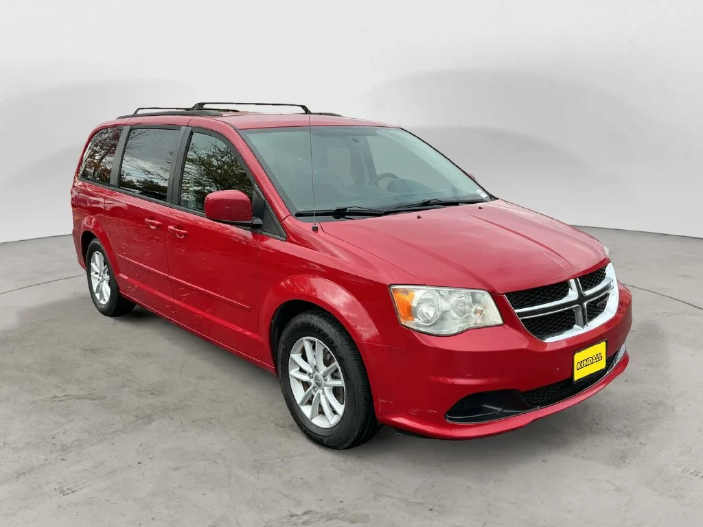 Used 2014 Red Dodge SXT image 5