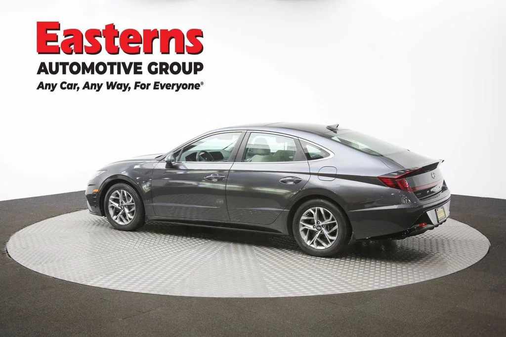 Used 2023 Gray Hyundai SEL image 66