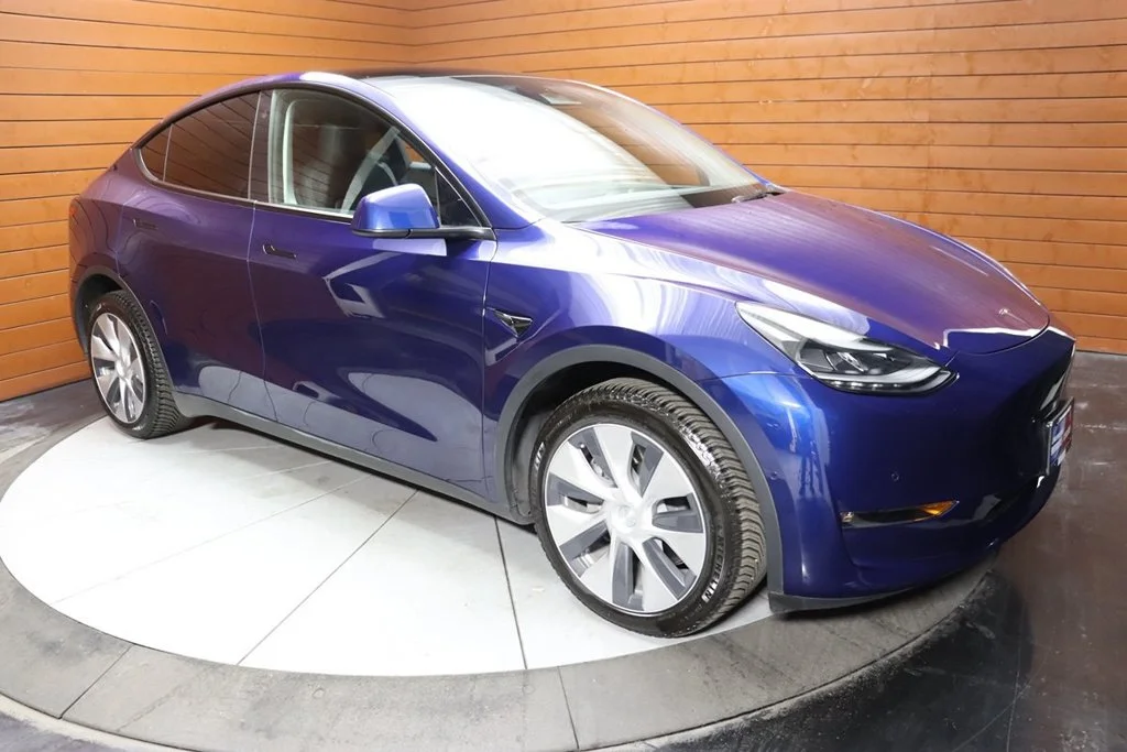 Used 2022 Deep Blue Metallic Tesla Long Range image 20