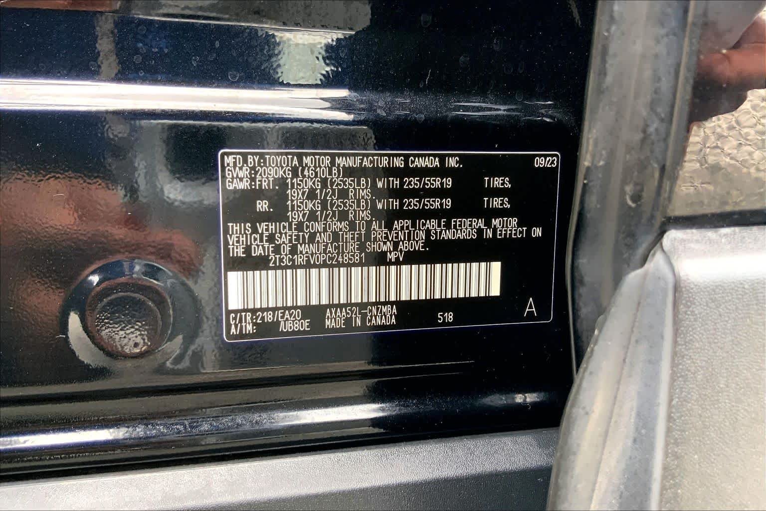 Used 2023 Midnight Black Metallic Toyota XLE Premium image 36