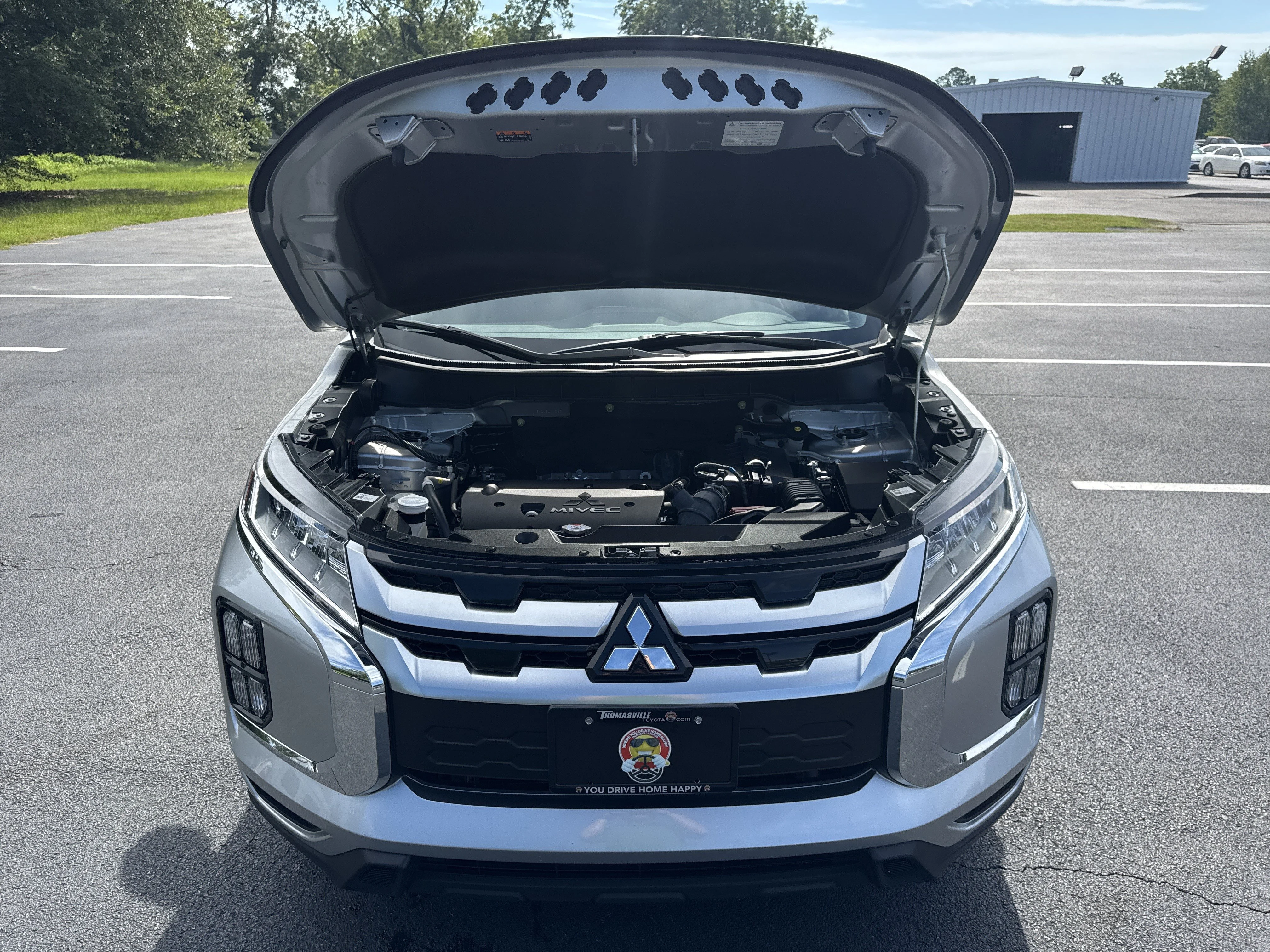 Used 2025  Mitsubishi 2.0 ES image 37