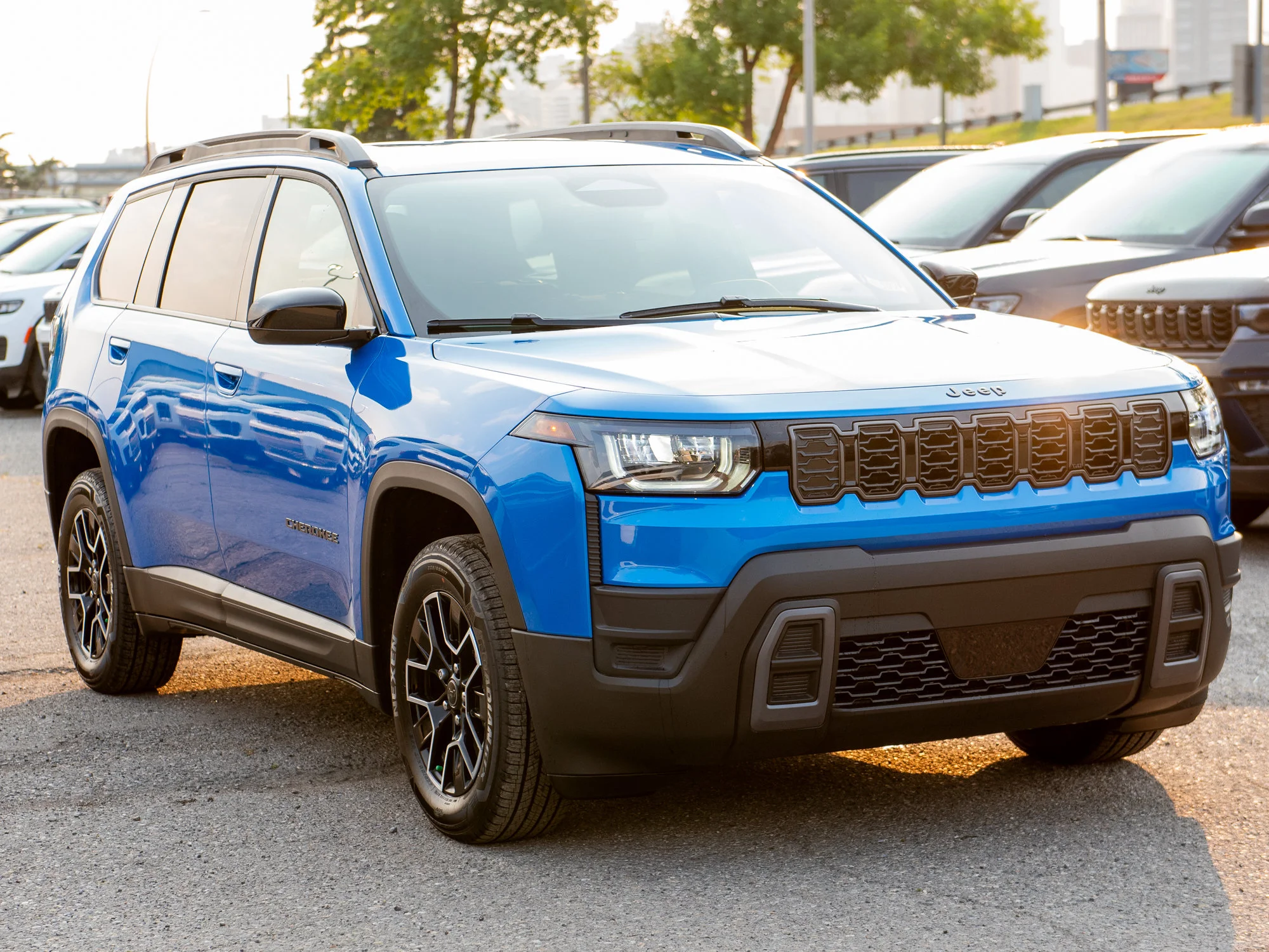 New 2026 Blue Jeep Base* Hybrid, 6.3L/100kms, Heated Seats, Adaptive Cruise image 7