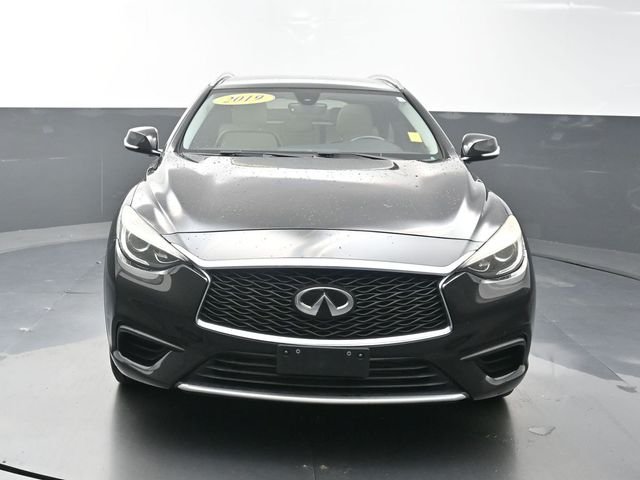 Used 2019 Black INFINITI LUXE image 2