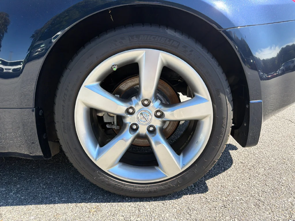 Used 2007 Blue Nissan Touring image 17