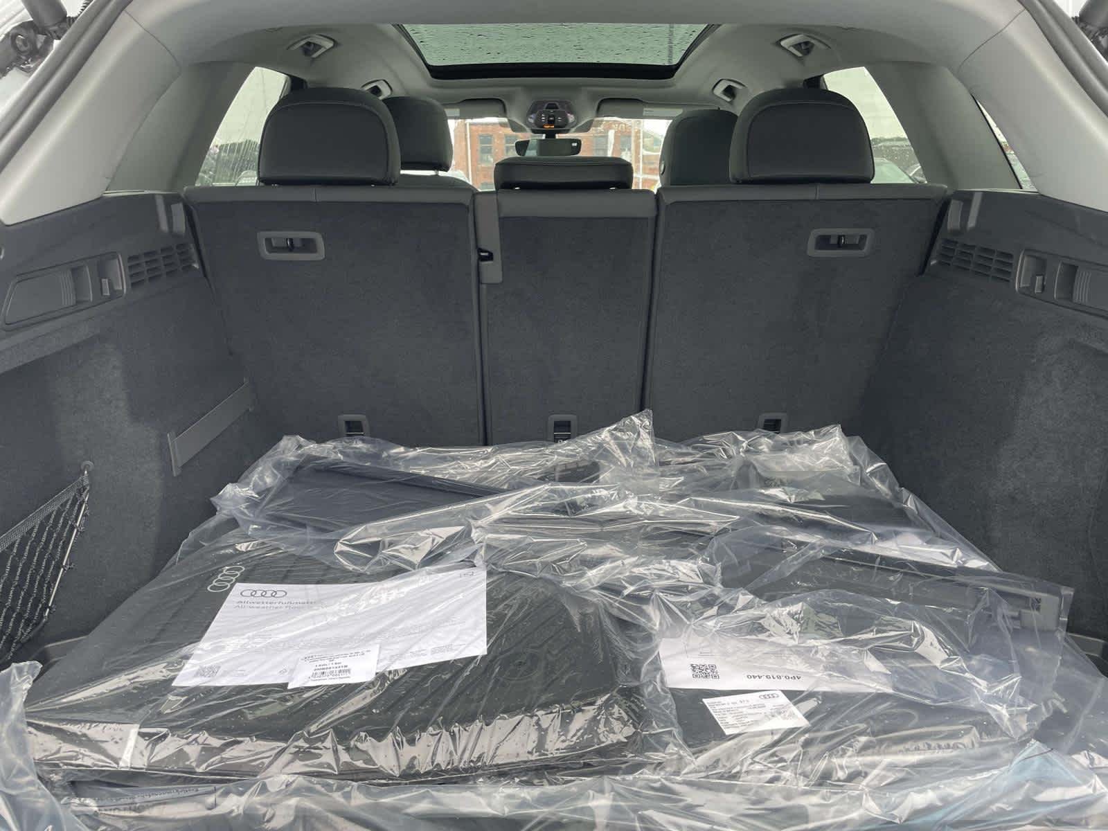 New 2026 2Y2Y/White Audi Premium image 18