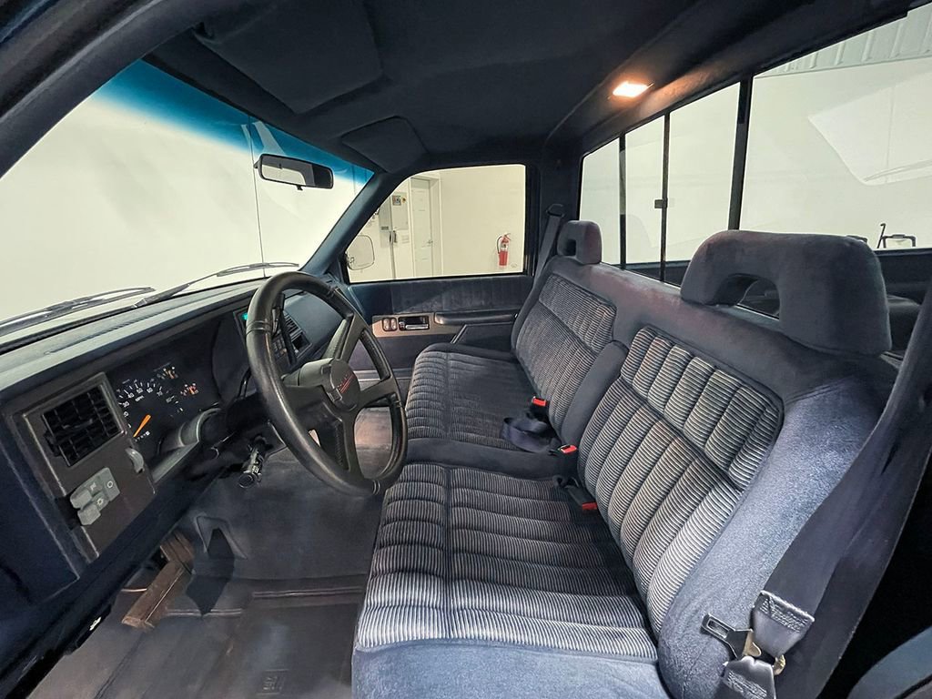 Used 1992  Chevrolet NA image 59