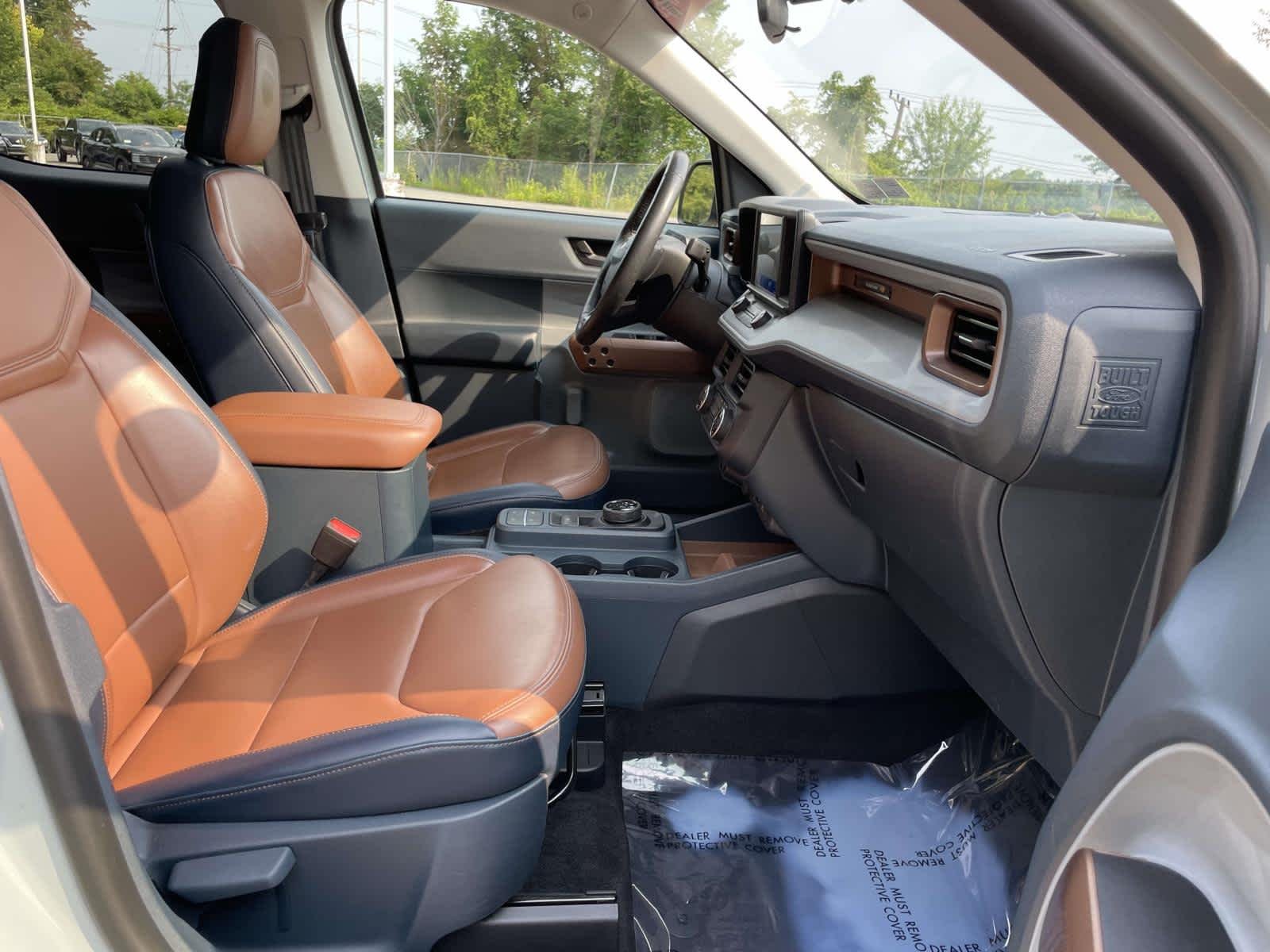 Used 2022 Cactus Gray Ford Lariat image 27