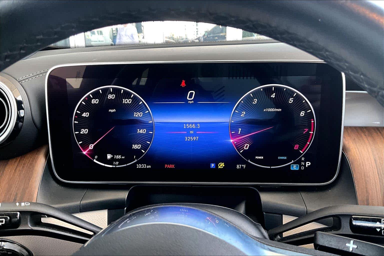 Used 2024 Black Mercedes-Benz GLC 300 image 23