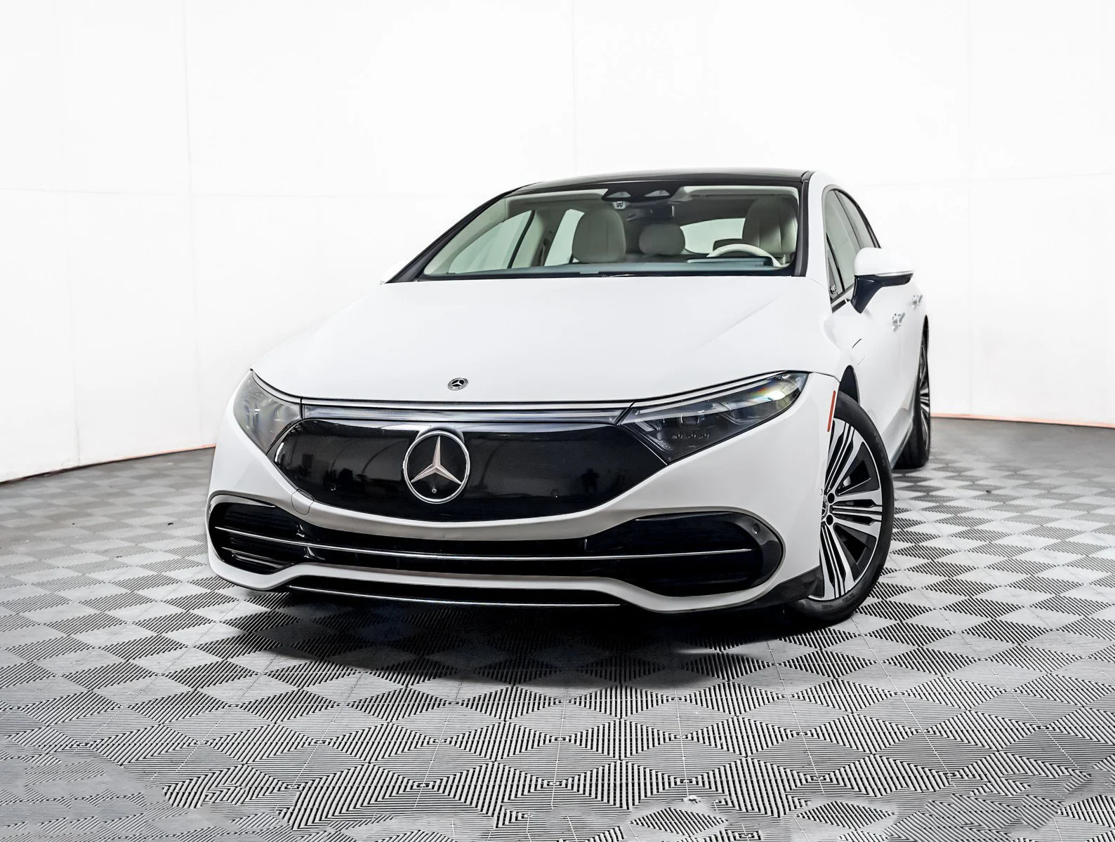 2023 Mercedes-Benz EQS