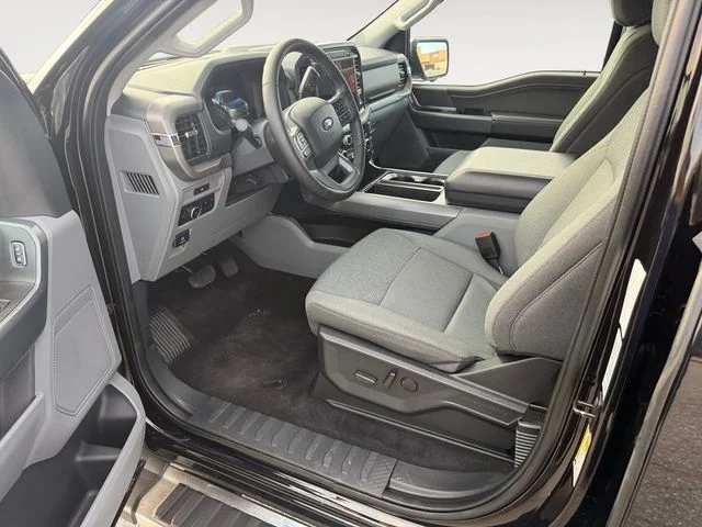 Certified Used 2025 Agate Black Metallic Ford XLT image 11