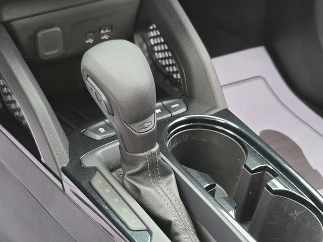 Used 2025 Gray Chevrolet LT image 29