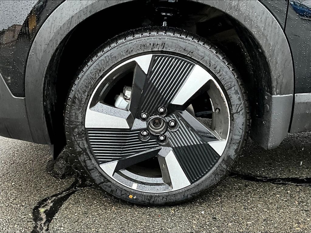 Used 2025 Black Nissan SR image 7