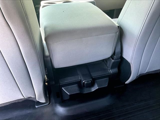 Used 2018 Red Ford XL image 29