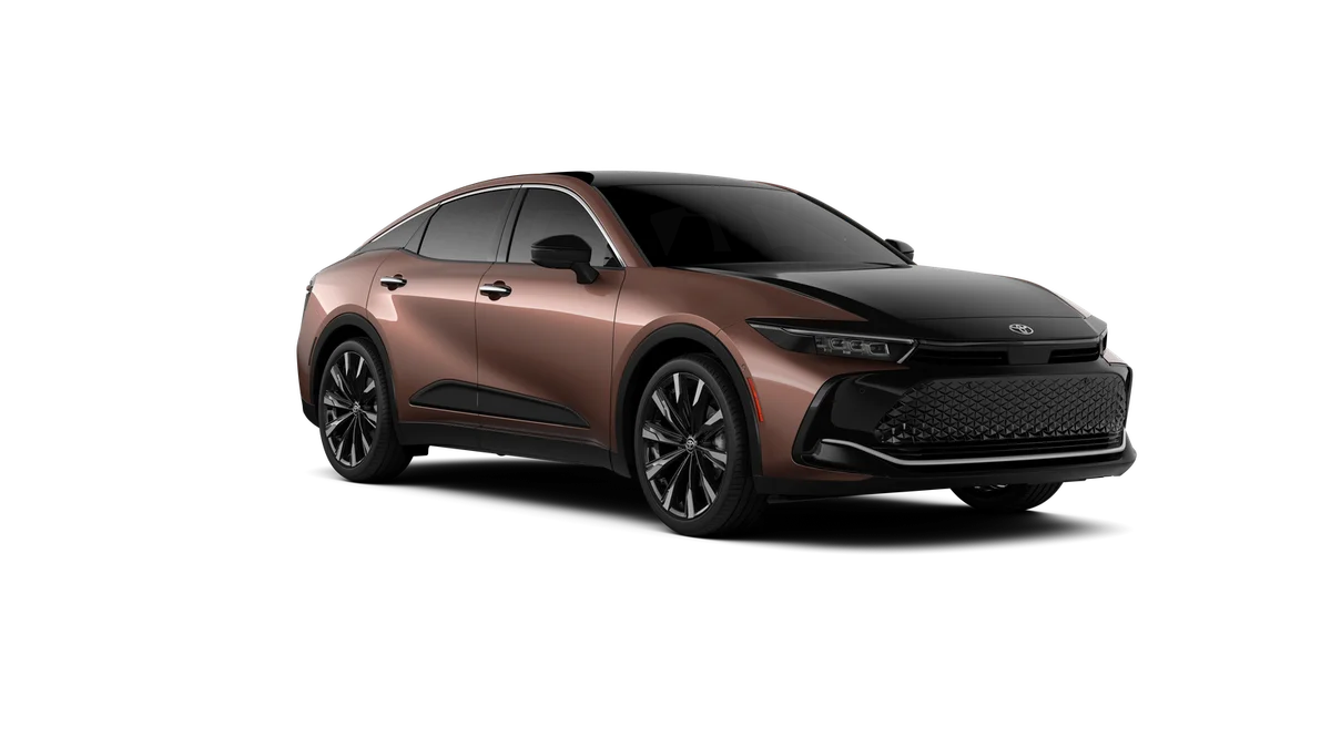 New 2026 Bronze Age with Black bi-tone Toyota Platinum image 15