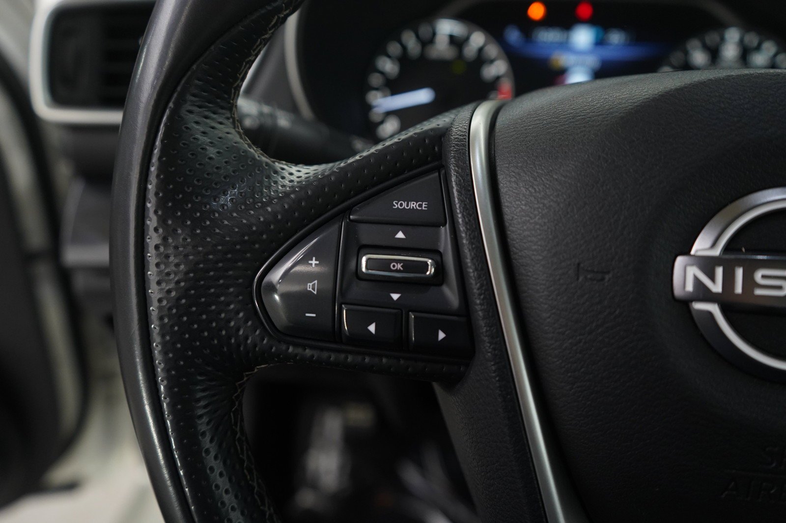 2023 Nissan Maxima Platinum - Photo 17