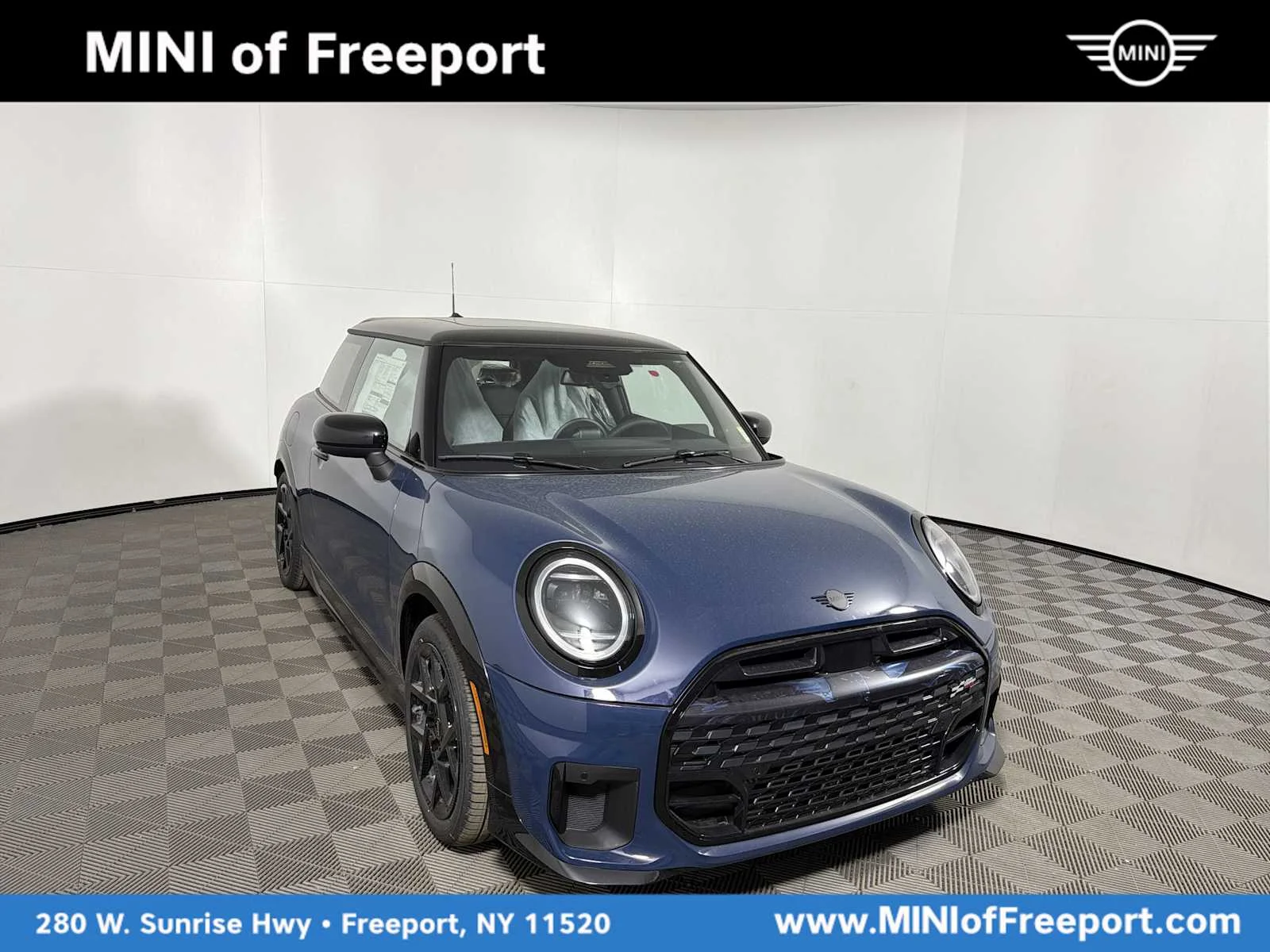 2026 MINI Hardtop Cooper S's photo