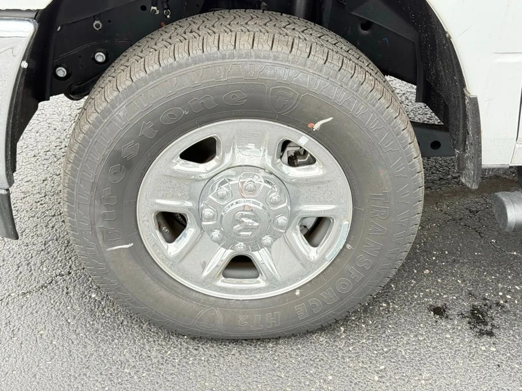 2025 RAM 2500 Tradesman - Photo 17